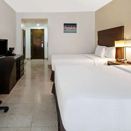 Wyndham Garden Cancun Downtown