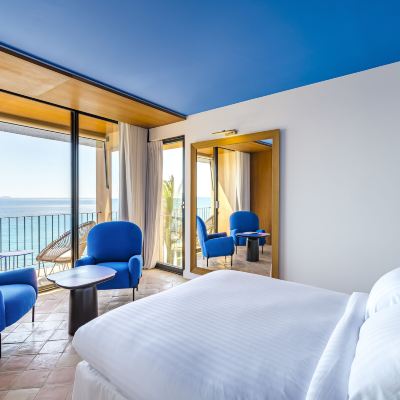 Deluxe Room With Balcony And Sea View Hôtel le Bailli de Suffren Promo Code