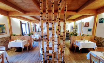 Hotel Tarvisio Four Seasons - Housity