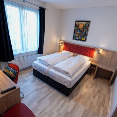 Business Double Room with 2 Single Beds Prinsen Hotel Promo Code