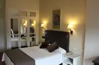 Hotel Leonor de Aquitania Hôtels à : 