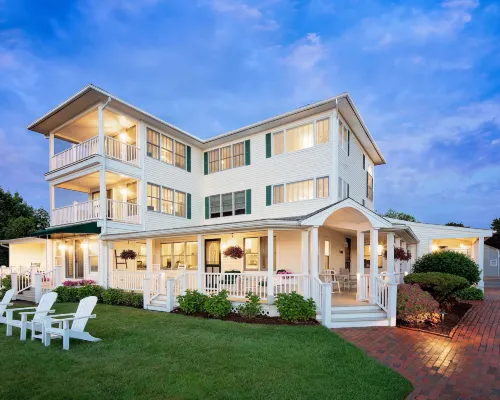 Inn at Harbor Hill Marina Hotels in Niantic