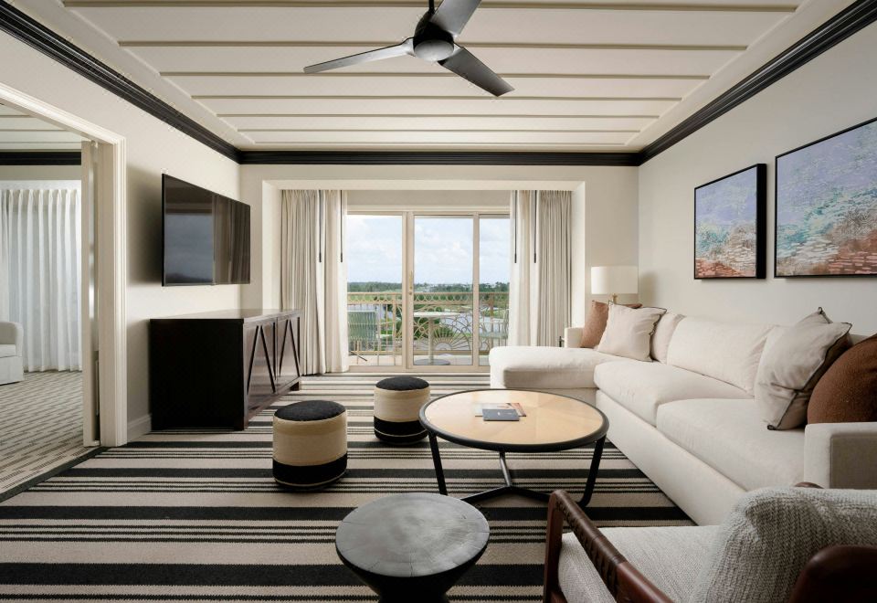 灣景1臥室套房 - 帶1張特大床和梳化床 - 帶陽臺