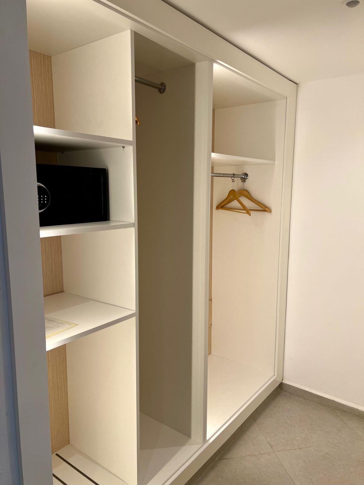 标准房，海景，4张单人床