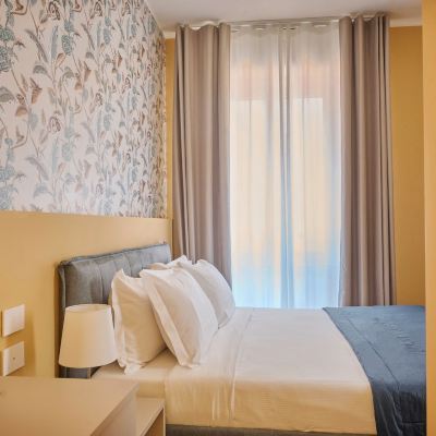 Cino 7 (Via Cino Del Duca 5) Milan Retreats Duomo Suites Promo Code