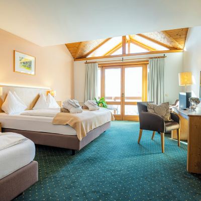 Comfort Triple Room Das Gastein Promo Code