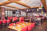 La Quinta Inn & Suites by Wyndham Joplin