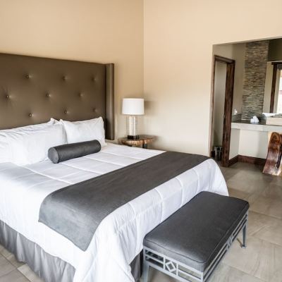 Luxury Room, 1 King Bed, Vineyard View, Villa Venecia