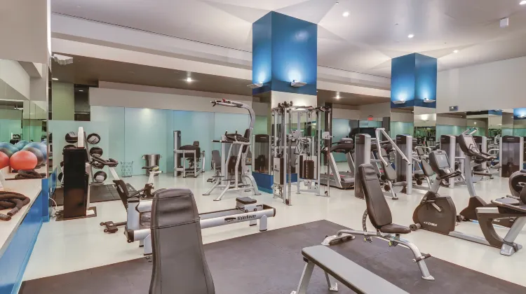 デラノ ラスベガス アット マンダレイ ベイ 施設