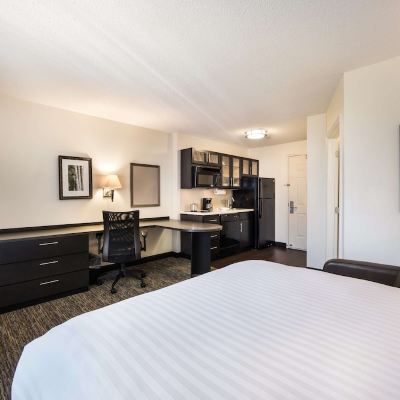 Basic Studio Suite, 1 Queen Bed (Mobility Roll In Shower) Sonesta Simply Suites Nashville Brentwood Promo Code