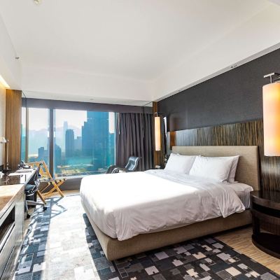 ICON 36半海景大床客房 唯港薈酒店優惠