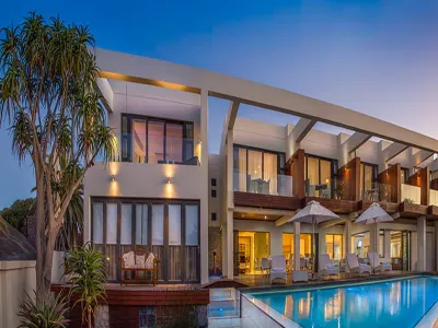 Isango Gate Hotels in 