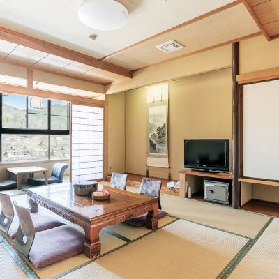 温泉街一望！上階マウンテンビュー客室（和室10畳） 長野昼神温泉郷 ひるがみの森 クーポン