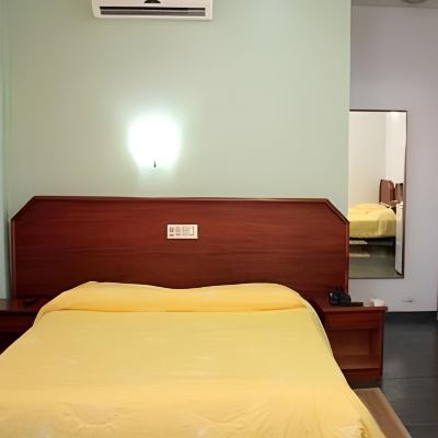 Run of House Room Alves Hotel Promo Code