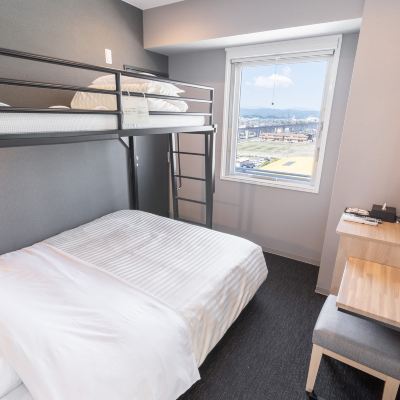 標準上鋪和下鋪雙床房（可容納1-3人，包括嬰兒，禁菸） 美田園仙台機場超級飯店優惠