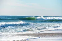 5 Star Coastal Farmhouse- Dog Friendly- 3Br in Westerly! Minutes to Beach & Town