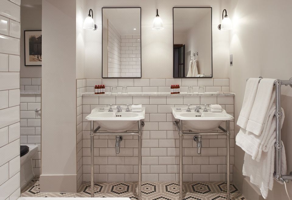 Kimpton Clocktower HotelJunior Suite (1 Bed)