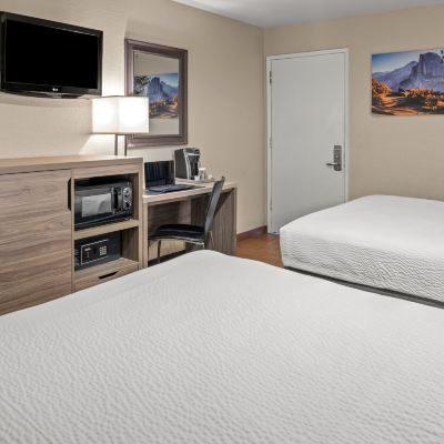 Room 601 - Double Queen Buck Meadows Lodge Promo Code
