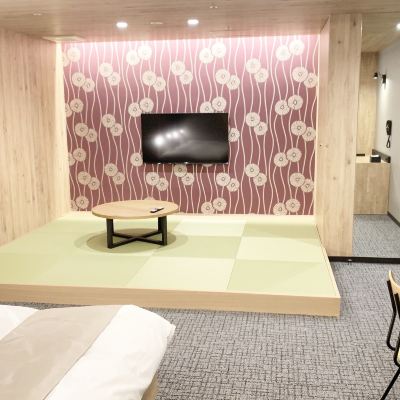 プレミアム（4人） ファーストキャビン 御堂筋難波 クーポン