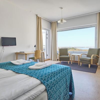 City Studio Suite, 1 Queen Bed, Balcony Töölö Towers Promo Code