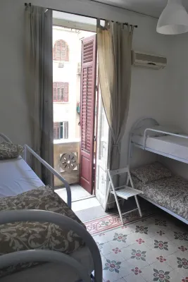 Sunrise Hostel & Rooms Ξενοδοχεία στην πόλη 