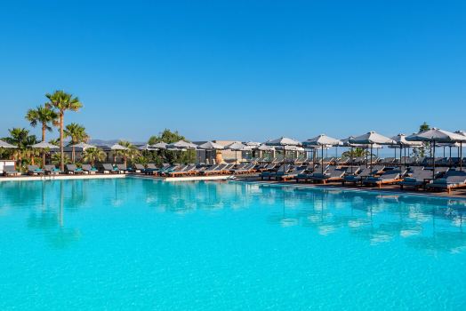 Solimar Aquamarine Resort