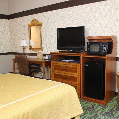 Classic Double Room, 2 Queen Beds, Refrigerator&Microwave Spring House Inn Promo Code