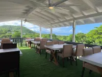 Old Crow Hotel and Suites