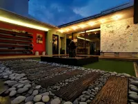 Beds in Garden Hostel Sdn Bhd
