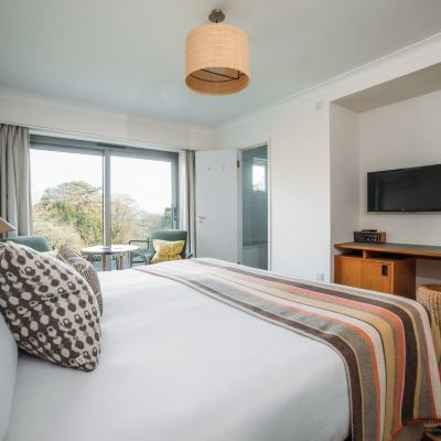 Deluxe Double or Twin Room Hotel Meudon Promo Code