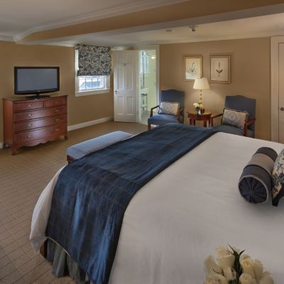 Suite, 1 King Bed With Sofa Bed (Sitting Room & Twin Sofabed) Inn on Boltwood Promo Code