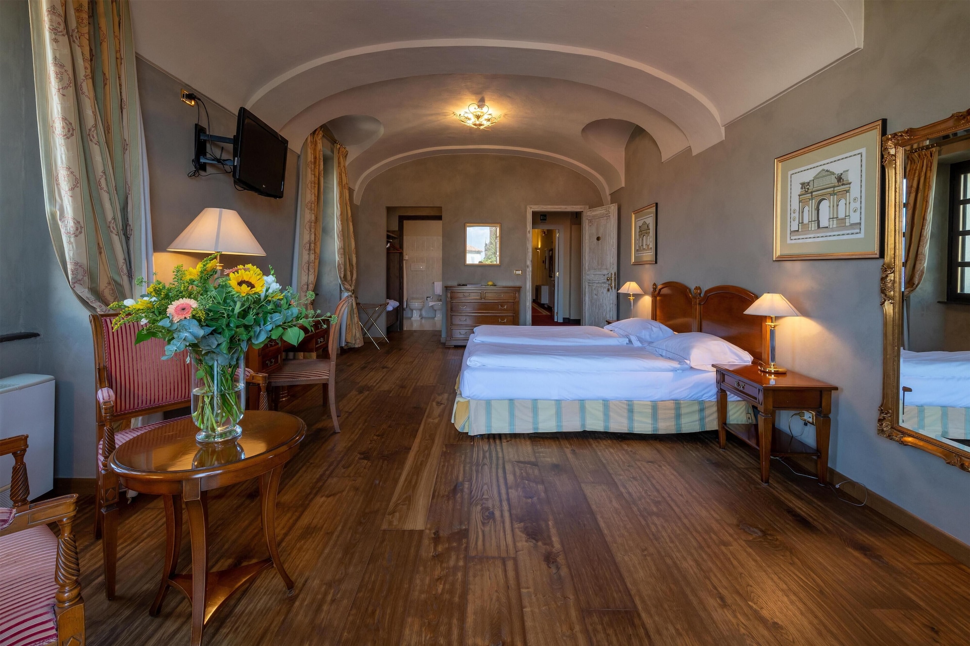 小型套房 - 带阳台