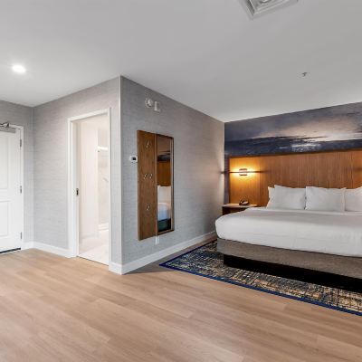 King Studio-Non-Smoking Embassy Suites Buffalo Promo Code