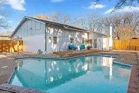 Haven House King Bed Backyard Pool