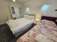 德文郡海岸海景公寓酒店