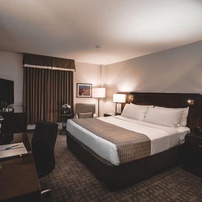 Classic King Room Lord Elgin Hotel Promo Code
