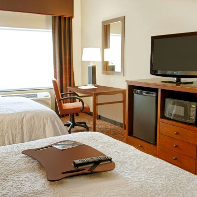 Non-Smoking Room With 2 Queen Beds And Roll-in Shower-Mobility/Hearing Accessible Hampton Inn Bangor Promo Code