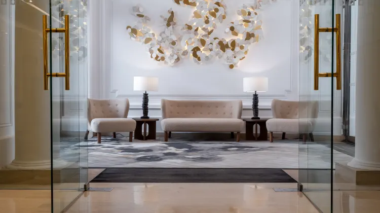 インターコンチネンタル ホテルズ パリ - シャンゼリゼ エトワール 外観