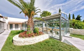 Hidden Cove Corfu - Housity