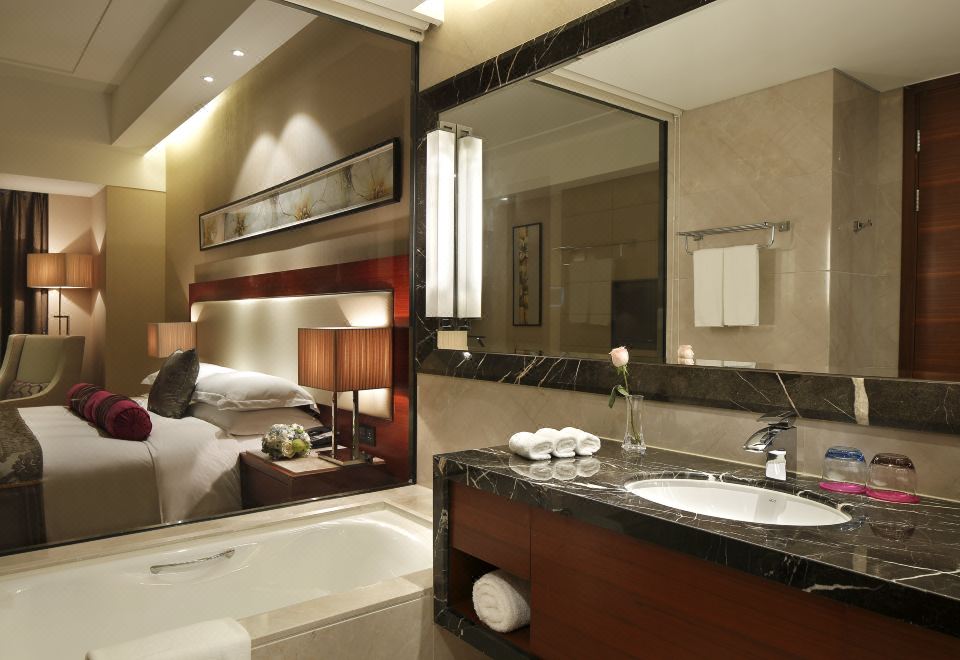 皇冠高级城景大床房