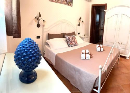 Il Cortile Family Room with Private Bathroom