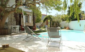 Hotel B House - Housity