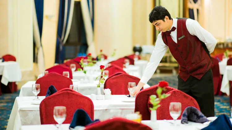 InterContinental Hotels Dar Al Hijra IC Madinah Dining/Restaurant