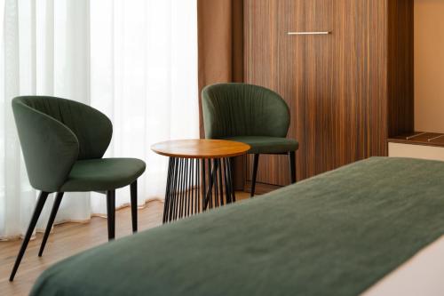 小型套房（带海景的）