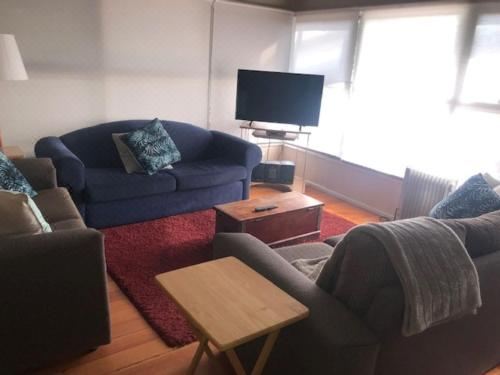 Grossard Point Retreat Three-Bedroom House