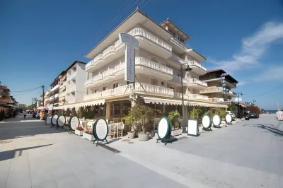 Parthenon Art Hotel-Seaside Collection のホテル