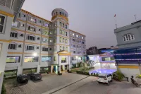 Siddhartha Hotel Grand City, Birtamode Отели в г. 