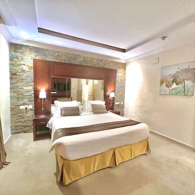 Junior One-Bedroom Apartment Loren Suites Promo Code