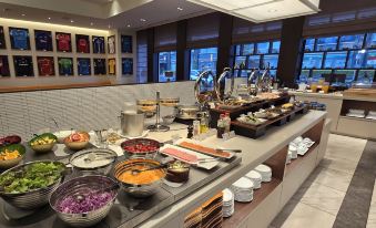 Hotel Toyota Castle - Housity