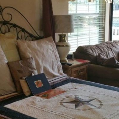 Classic Cottage, 1 Queen Bed, Kitchenette, Lake View (the Finnegan) Old Irish Inn Promo Code